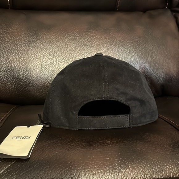 Fendi ff logo mens baseball cap NWT - Picture 2 of 3
